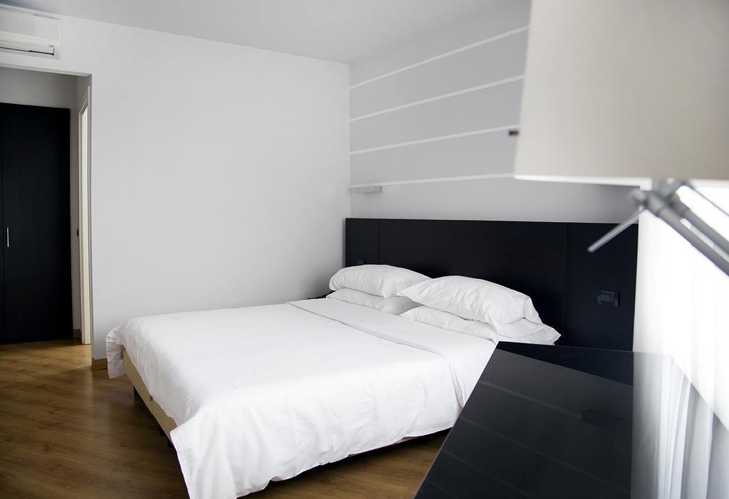 Hotel Serenella Baveno Luaran gambar